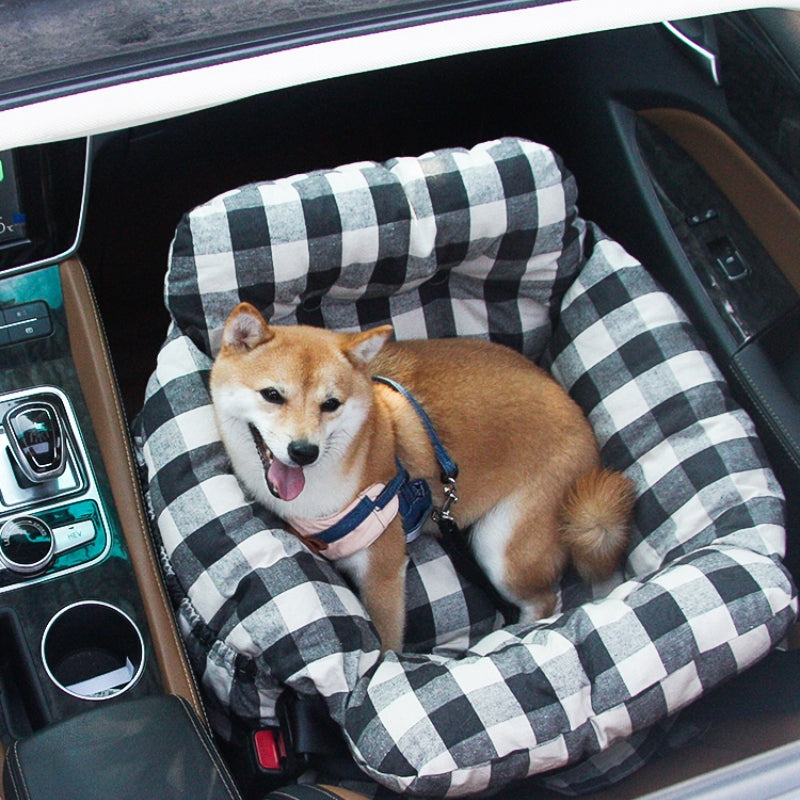 Norvo | Komfortabel Hundeseng for i Bilen - TravelPaw