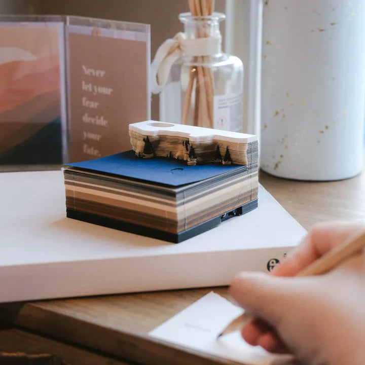 Norvo | 3D tredimensjonal notatblokk carving modell tegneserie kreativ kunstgave