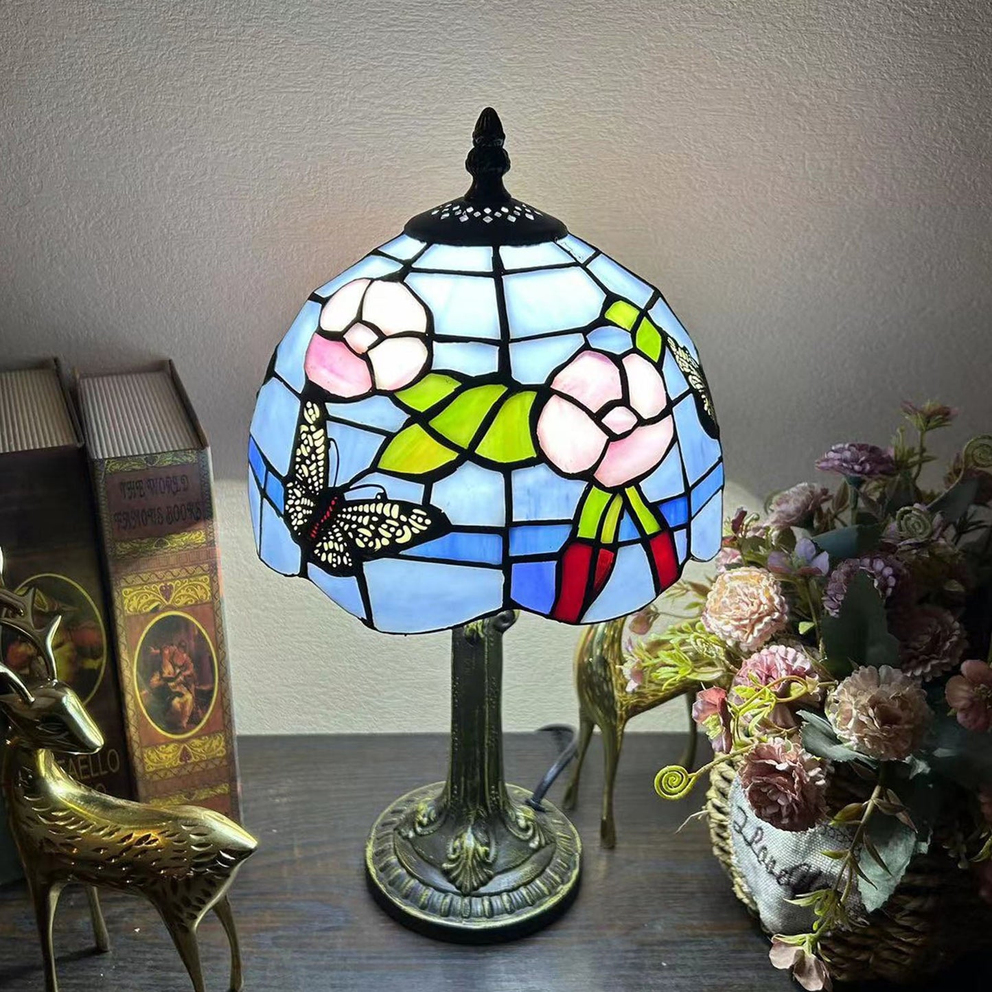 Norvo | Tradisjonell Tiffany Legert Glasskuppel Blomst 1-Lampe Bordlampe for Nattbord