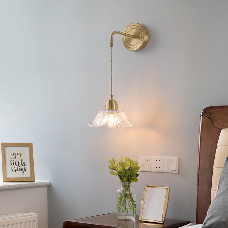 Norvo | Nordisk Vintage Glass Blomst Blad Messing 1-Lykt Vegglampe