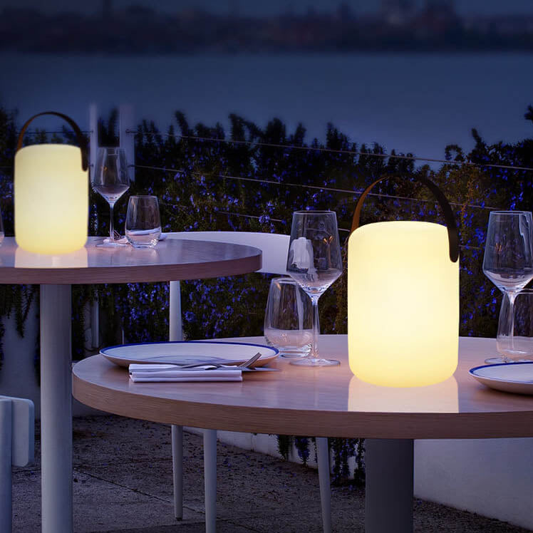 Norvo | Moderne Enkelhet Plast Rund Fyrkantet Hånd LED Bordlampe for Utendørs Patio