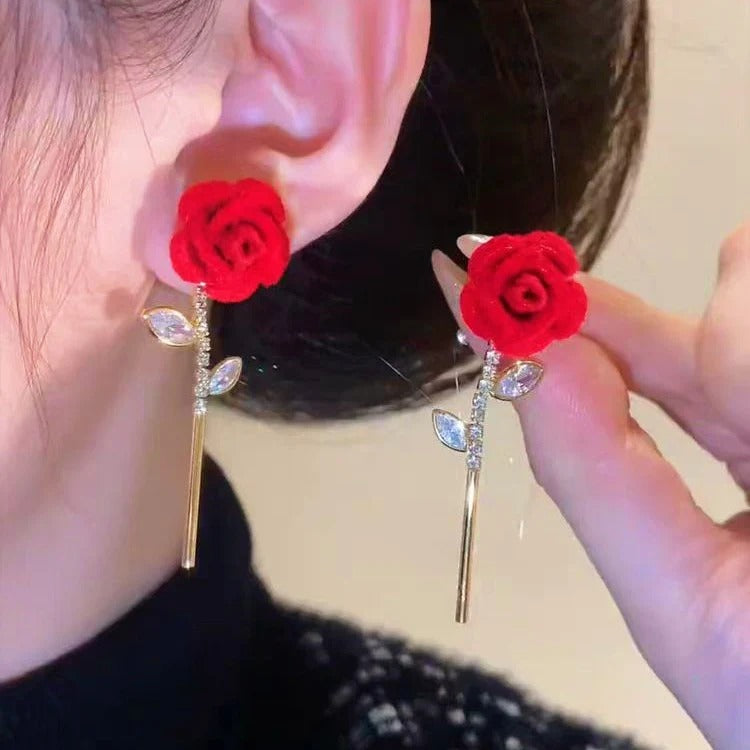 Norvo | Rød Fløyelsrose Øredobber