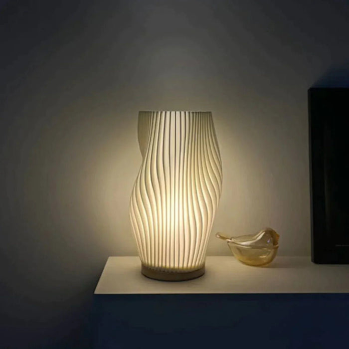 Norvo | Wavecrest Bordlampe – Myk Glød Designerlampe med Dimbar Varme og Naturlig Hvit Lys