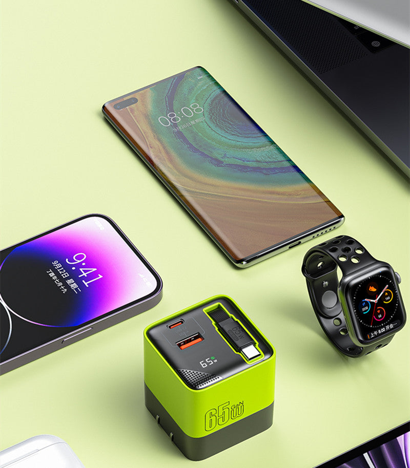 Norvo | USB-C Multi-Port Lader Med Innebygd Uttrekkbar Kabel
