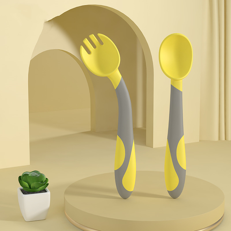 Norvo | Barneskje og Gaffelsett – Rutsjfri Barnebestikk med Ergonomisk Grep