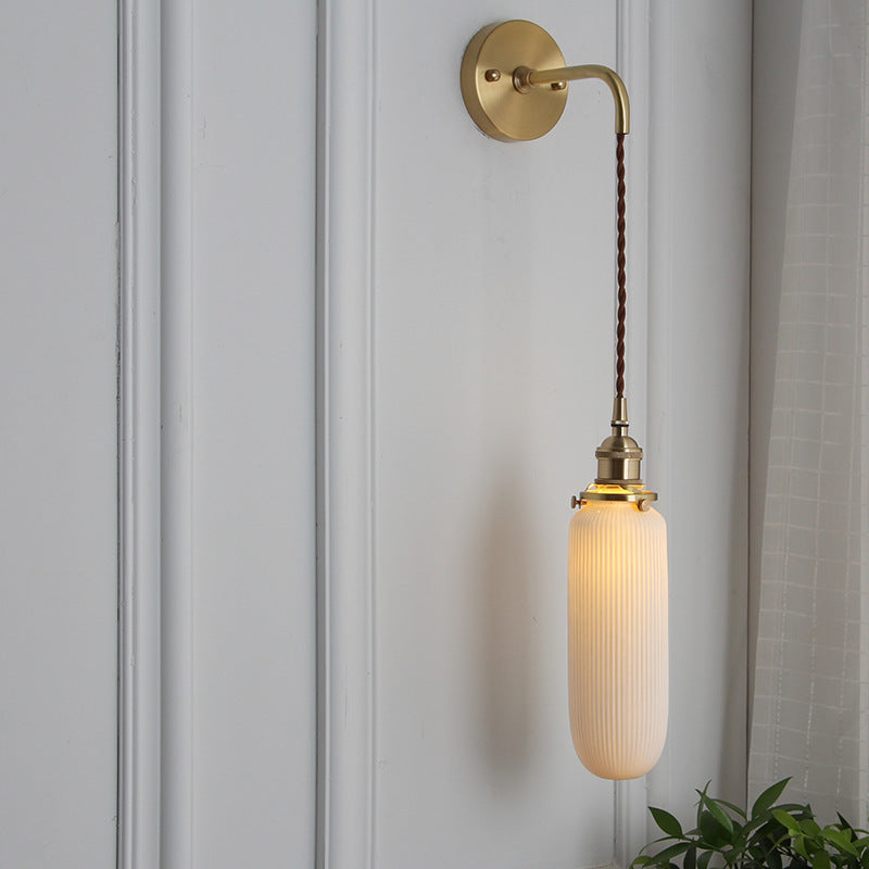 Norvo | Japansk Retro Minimalistisk Sylinder Oval Messing Lucite 1-Lys Vegglampe