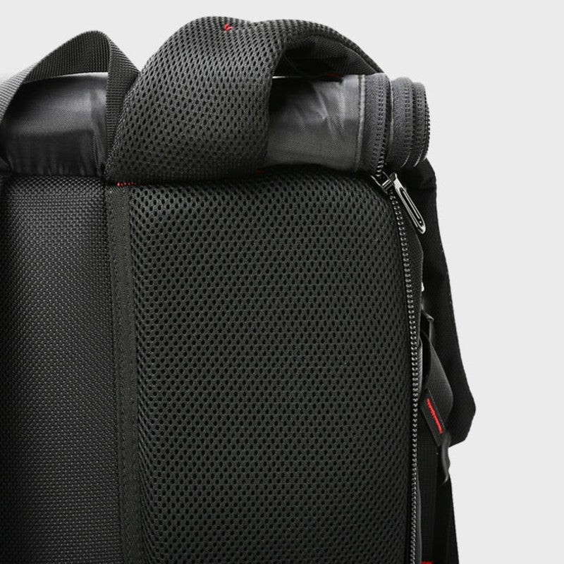 Norvo | 50L Allsidig Vanntett Ryggsekk, med Stor Kapasitet, Utmerkede Organiseringsrom & USB-Port, for Reiser, Skole & Utendørs