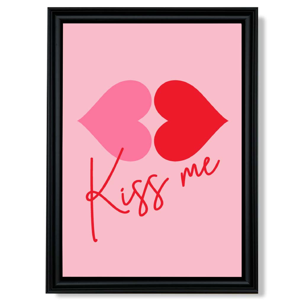 Norvo | Kiss Me Heart Lips Innrammet Kunstprint