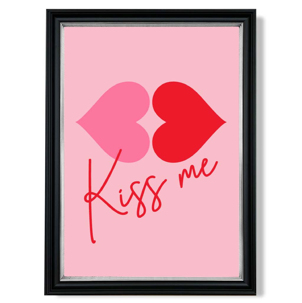 Norvo | Kiss Me Heart Lips Innrammet Kunstprint