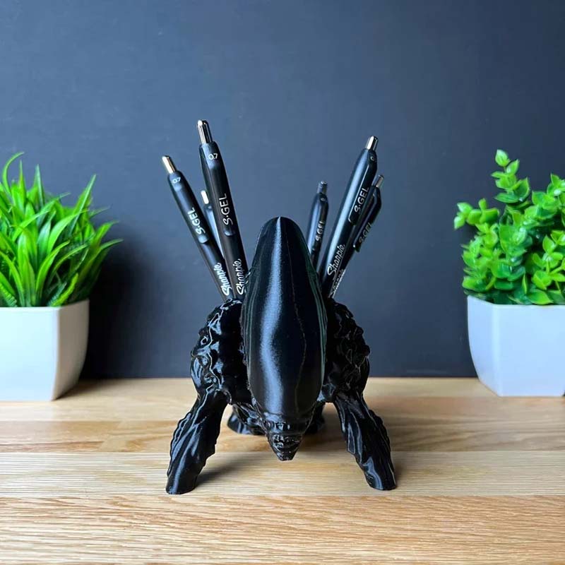 Norvo | Alien-inspirert pennholder