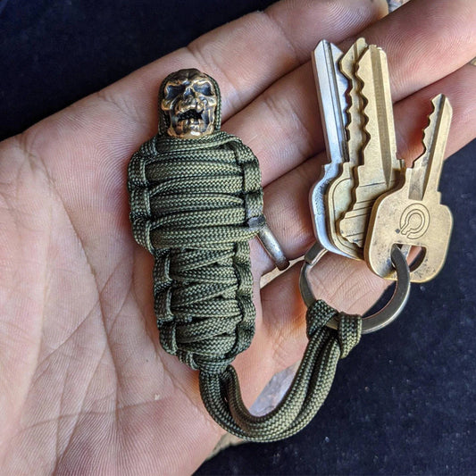 Norvo | Paracord nøkkelring mumie messing hodeskalle