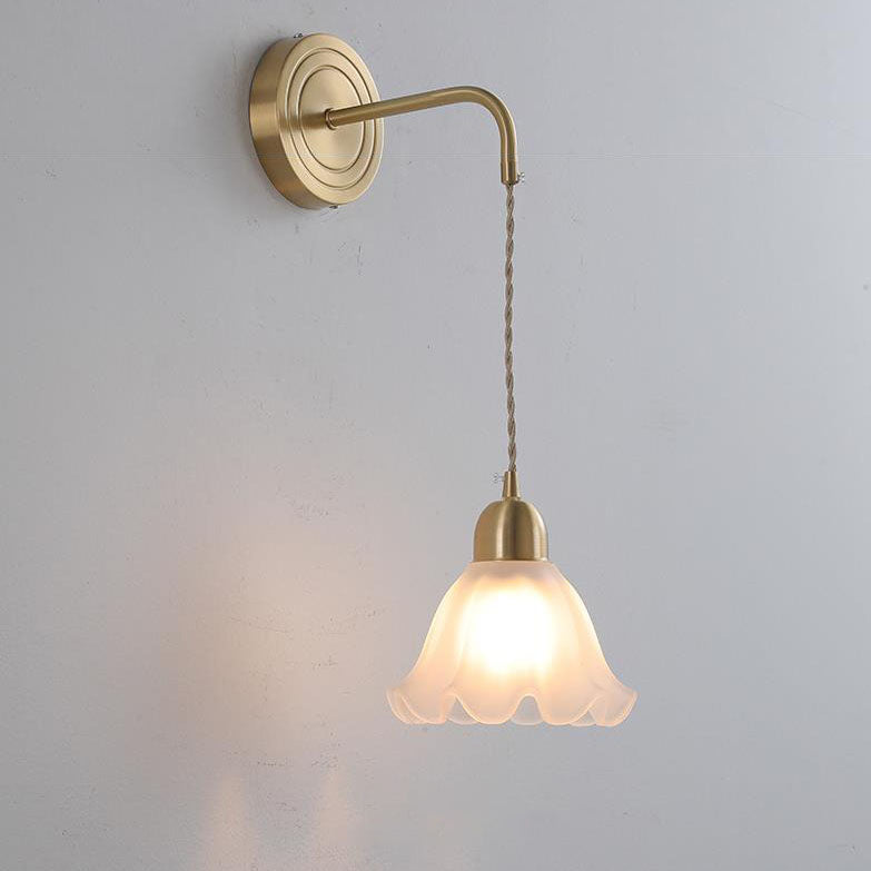 Norvo | Nordisk Vintage Glass Blomst Blad Messing 1-Lykt Vegglampe