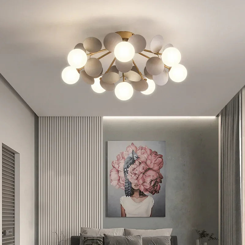 LuxeLineage - Moderne krone lysekrone for taket