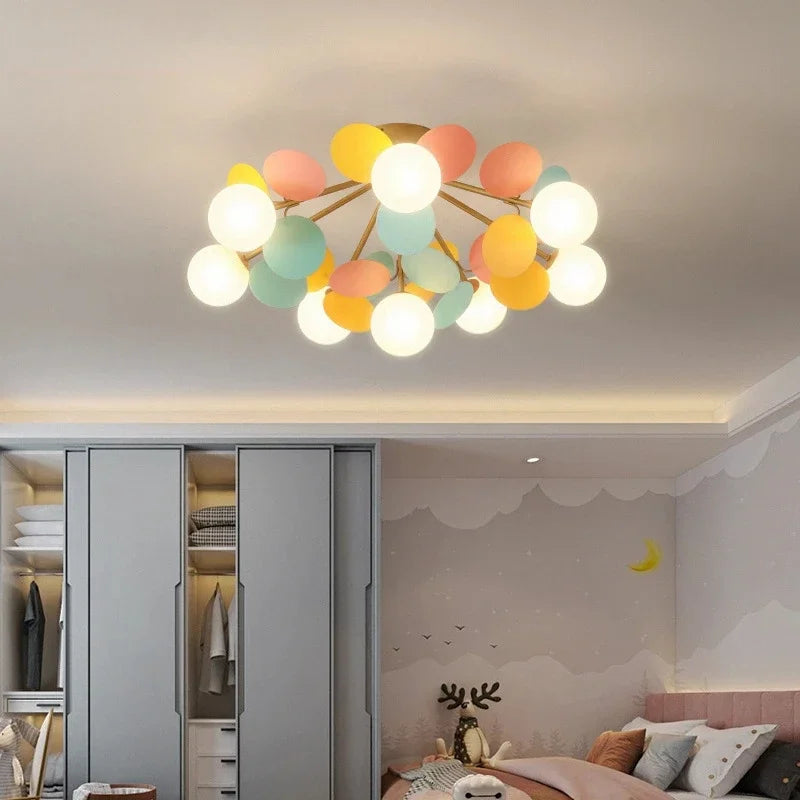 LuxeLineage - Moderne krone lysekrone for taket