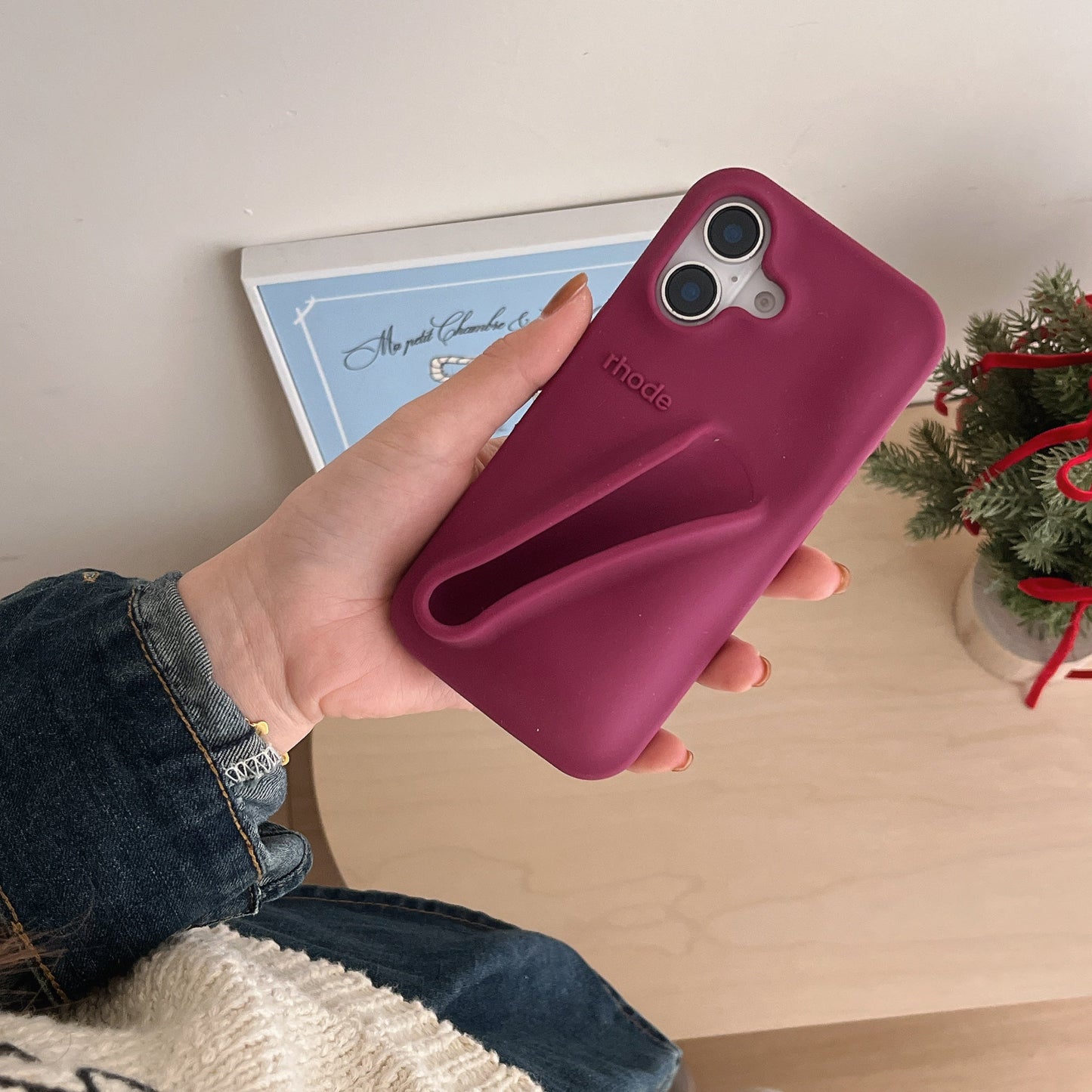 Norvo | 3D Silikon Leppestift Telefondeksel for iPhone