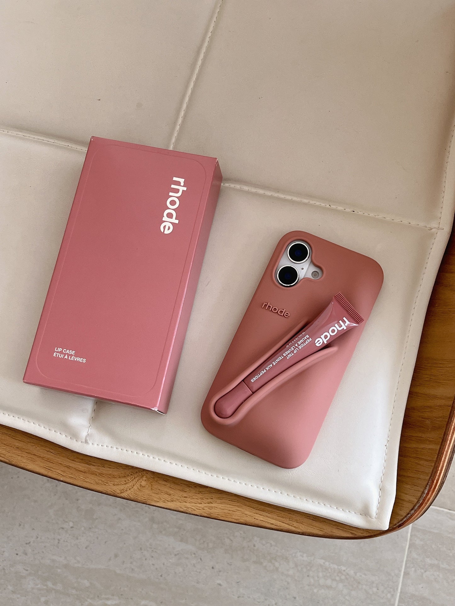 Norvo | 3D Silikon Leppestift Telefondeksel for iPhone