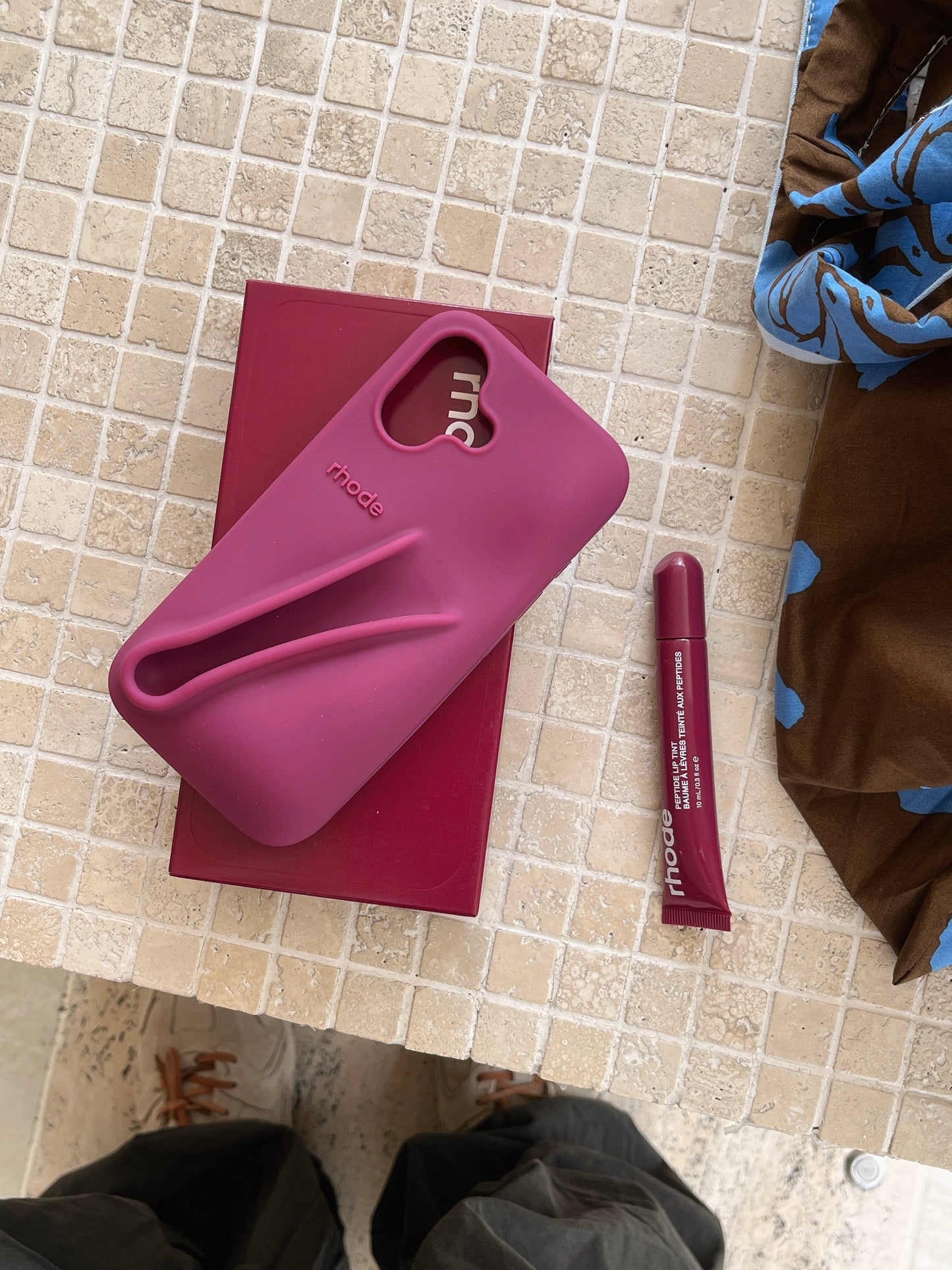 Norvo | 3D Silikon Leppestift Telefondeksel for iPhone