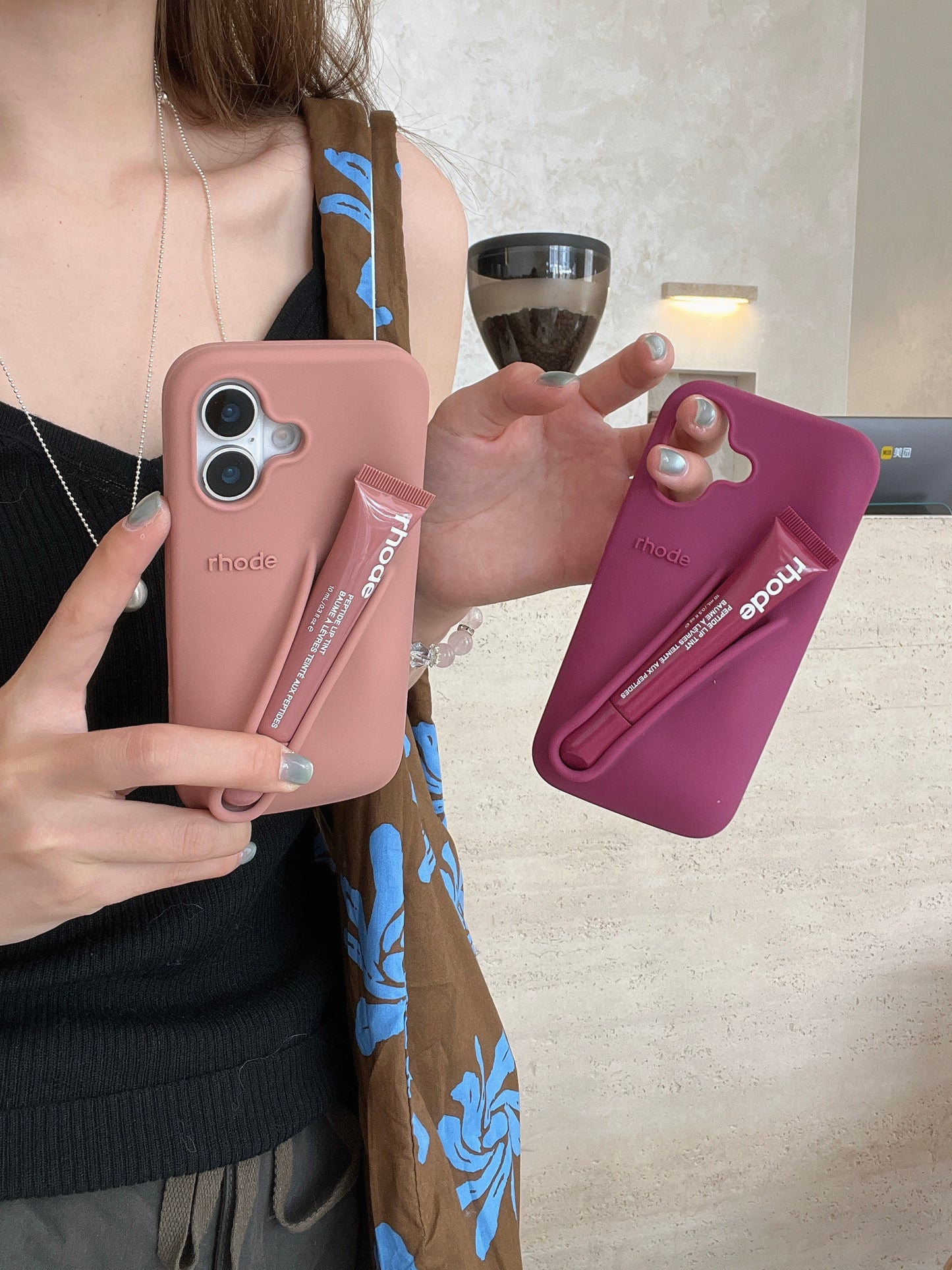 Norvo | 3D Silikon Leppestift Telefondeksel for iPhone
