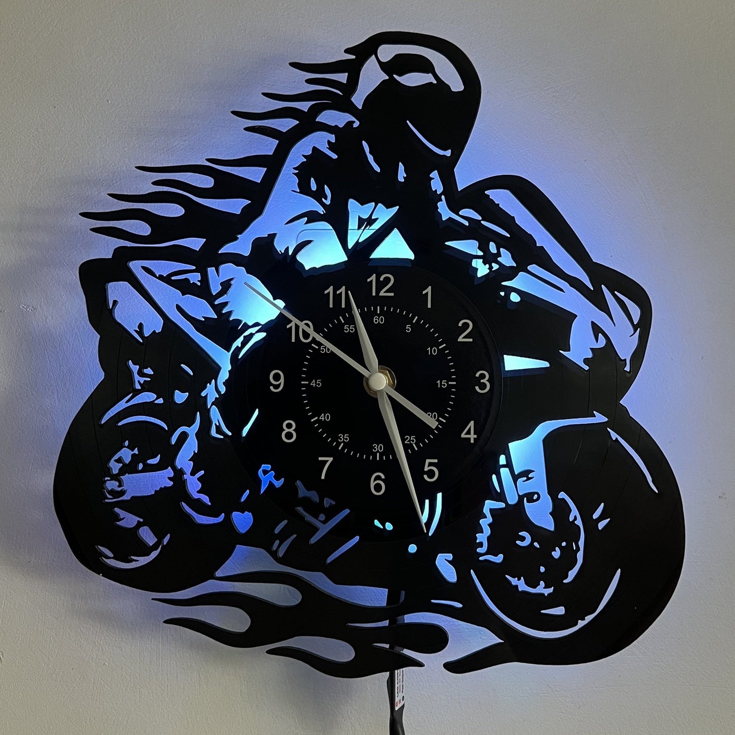 Garduruen vinylveggklokke - Motortema, stil, for stue- og kontorinnredning