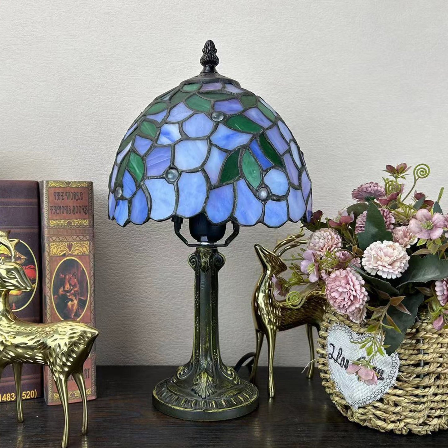 Norvo | Tradisjonell Tiffany Legert Glasskuppel Blomst 1-Lampe Bordlampe for Nattbord