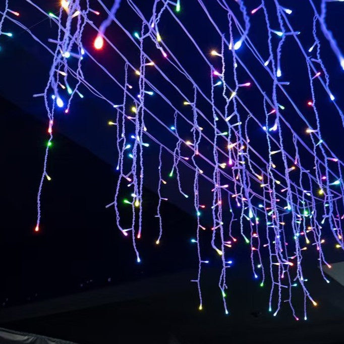 Norvo | Quntis 50m (164FT) Utendørs Vanntette LED Julegardinlys – 36V Lavspent Festival Iskrystalllys for Arrangement og Høytidsdekorasjon