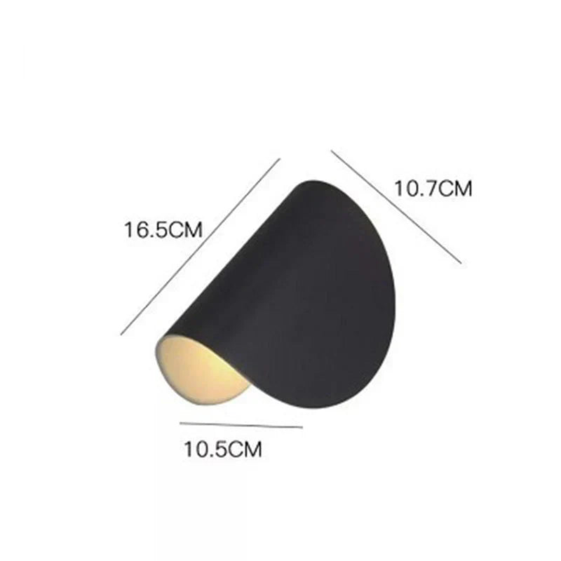 Norvo | Moderne Farget LED Vegglampe i Stilig Design