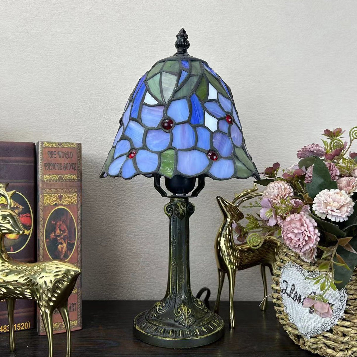 Norvo | Tradisjonell Tiffany Legert Glasskuppel Blomst 1-Lampe Bordlampe for Nattbord