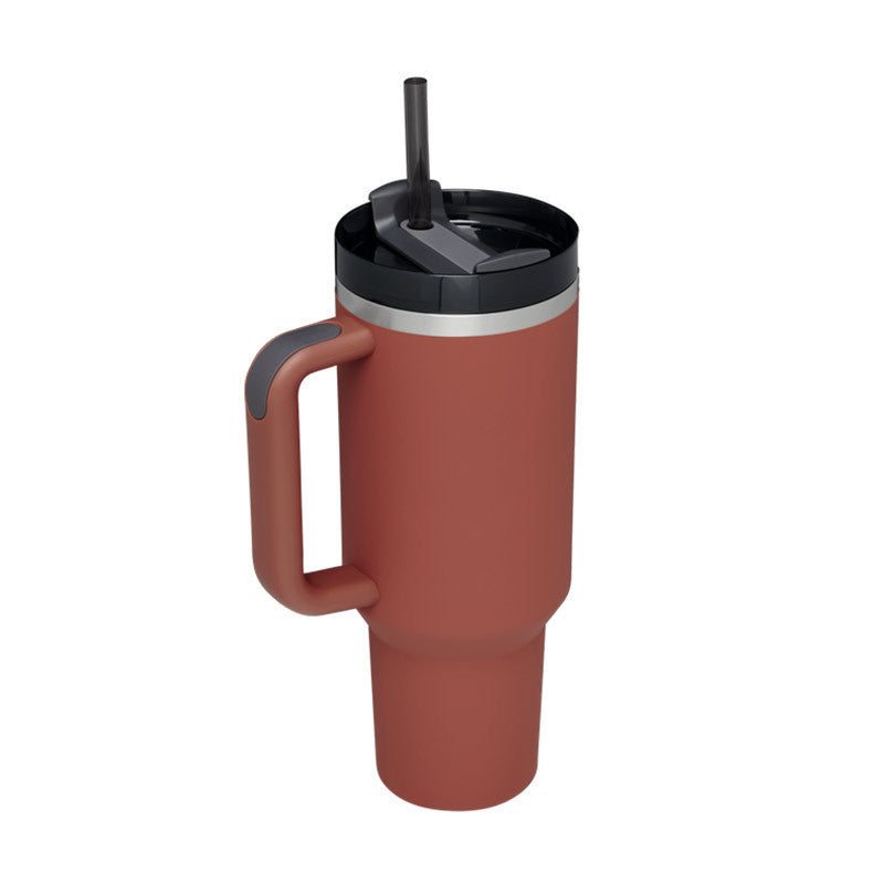 ThermoSip – Isothermisk Beholder med Gjenbrukbar Sugrør