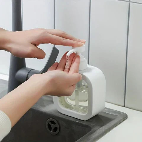 Norvo Nordic Design Såpedispenser | Minimalistisk Baderoms Tilbehør | Gjenbrukbar og Stilig