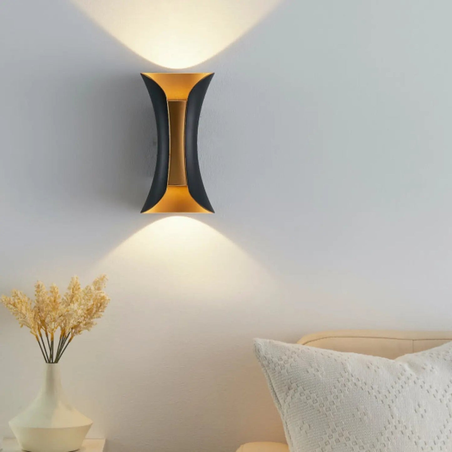 Norvo | ShizukuLuxe - Vegglampe med Eleganse