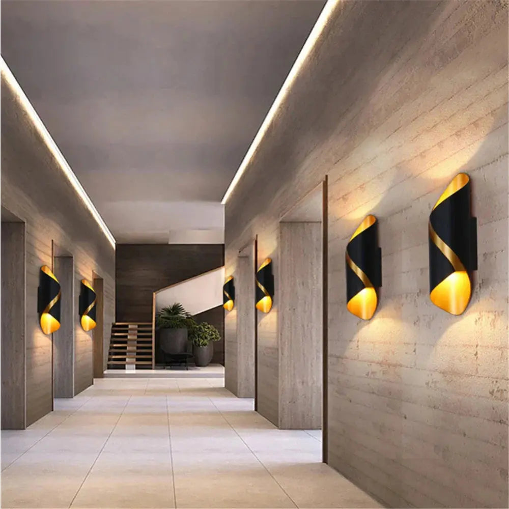 Norvo | VividAura – Elegant LED Vegglampe for Stilige Uteområder