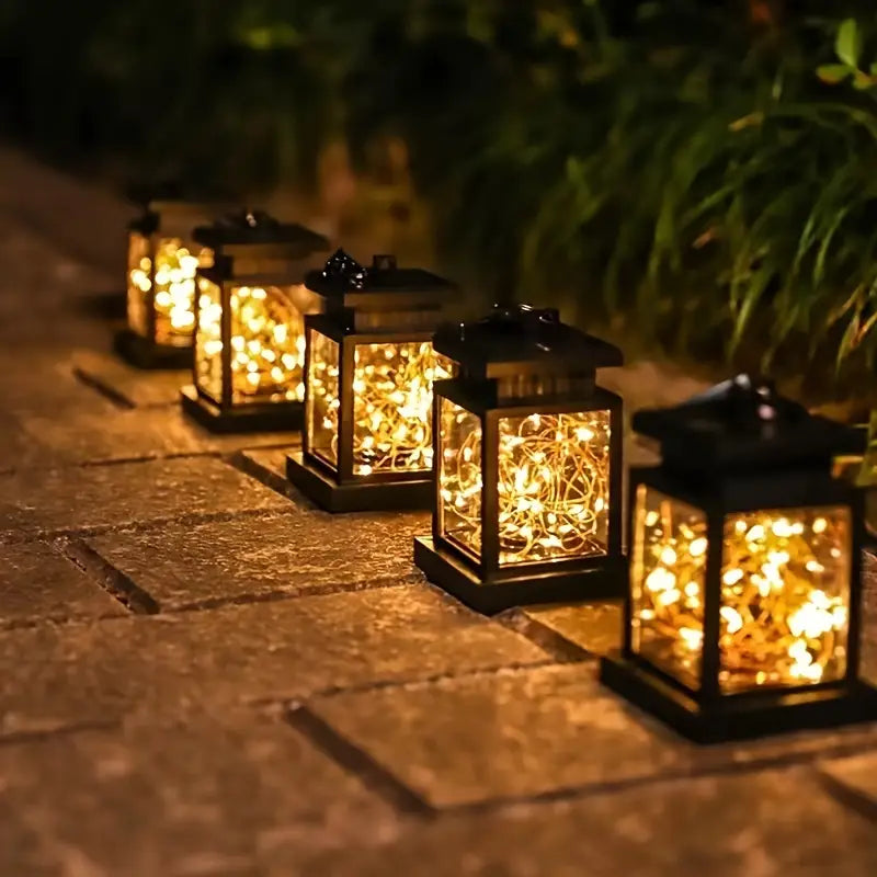 Norvo | Solar LED Lantern med Lyskabel og Hengestift – Vanntett Hagebelysning for Terrasse og Balkong