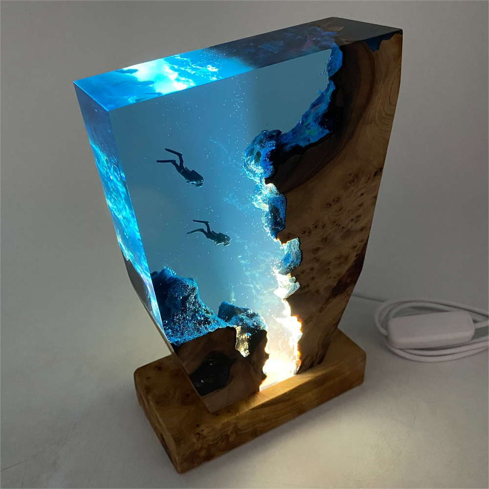 Norvo | Abyss Aurora: Dykk inn i opplyste dyp