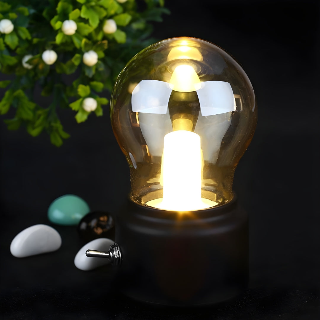 Frendorf | Bærbar Retro Bordlampe - LumiRetro