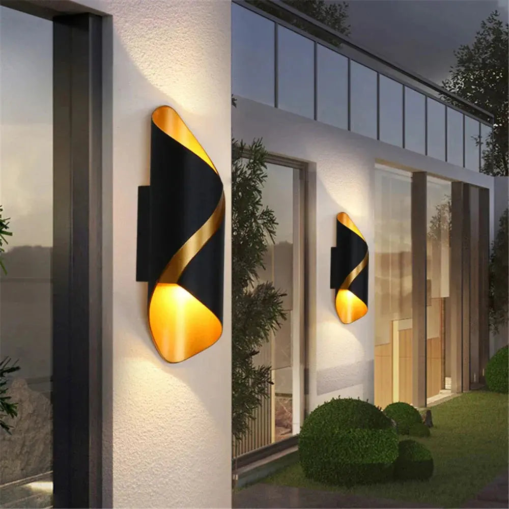 Norvo | VividAura – Elegant LED Vegglampe for Stilige Uteområder
