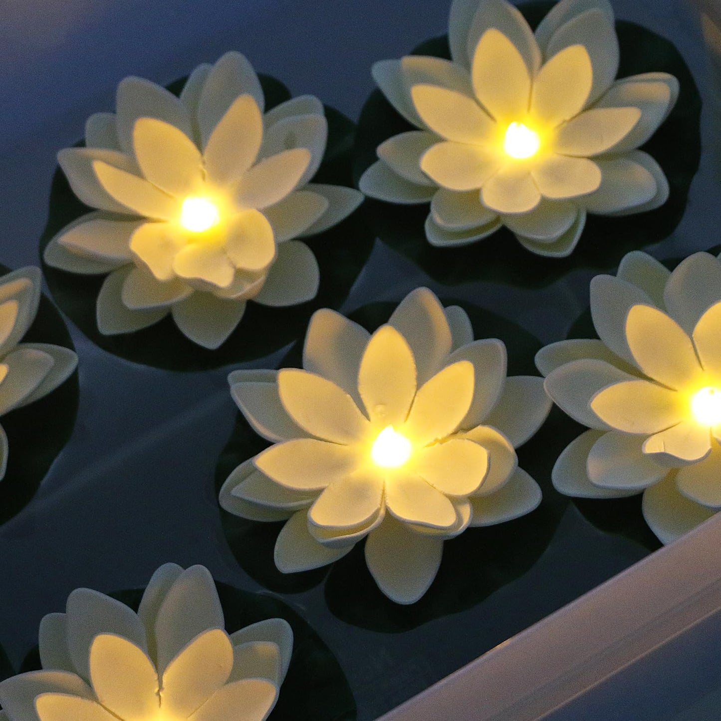 Norvo | Lacgo 12 Pcs Vanntett Flytende Lotuslys - Flytende Blomsterlys Batteridrevet Vannaktivert Varm Hvit Basseng Blomsterlampe Bryllup, Jubilé, Hagedekorasjon