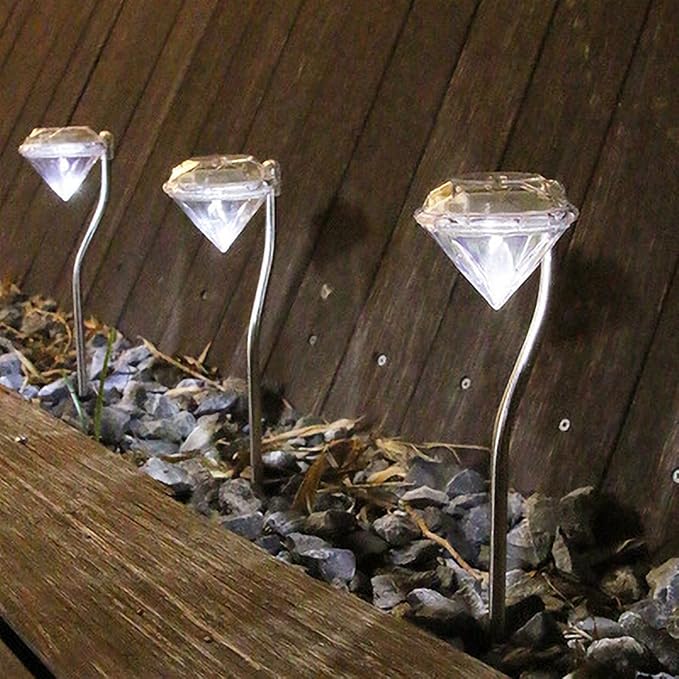 Norvo | Solhage Lys i Diamantform – LED-lamper for Ute-dekorasjon og Belysning