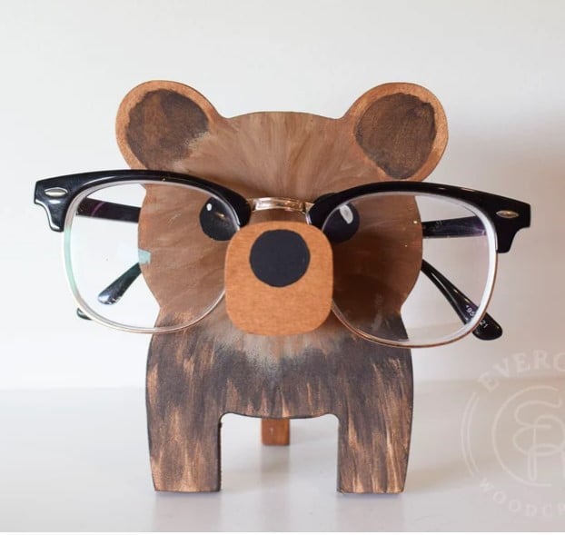 Norvo | 🦉Brillestativ i tre med dyr👓