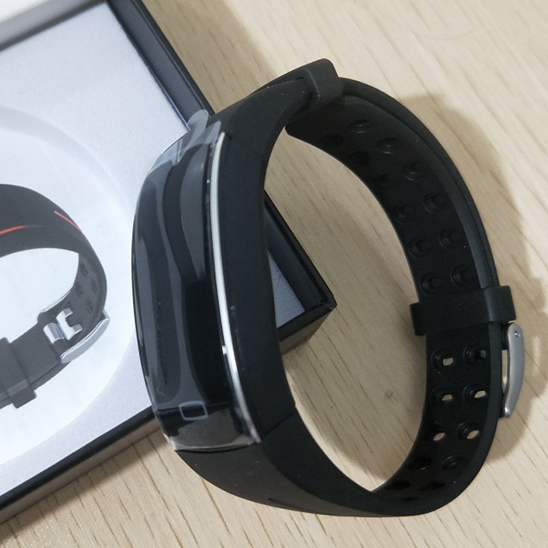 Norvo | SmartFit Bluetooth Smartklokke – Fitness & Helse Tracker for Daglig Bruk