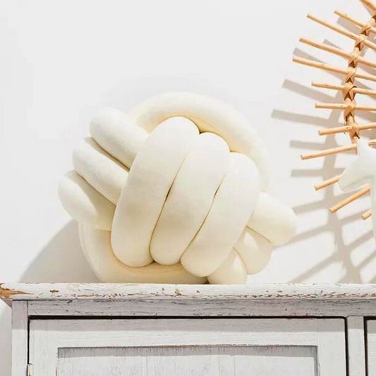 Norvo | Skandinavisk Knutepute laget av Fløyel