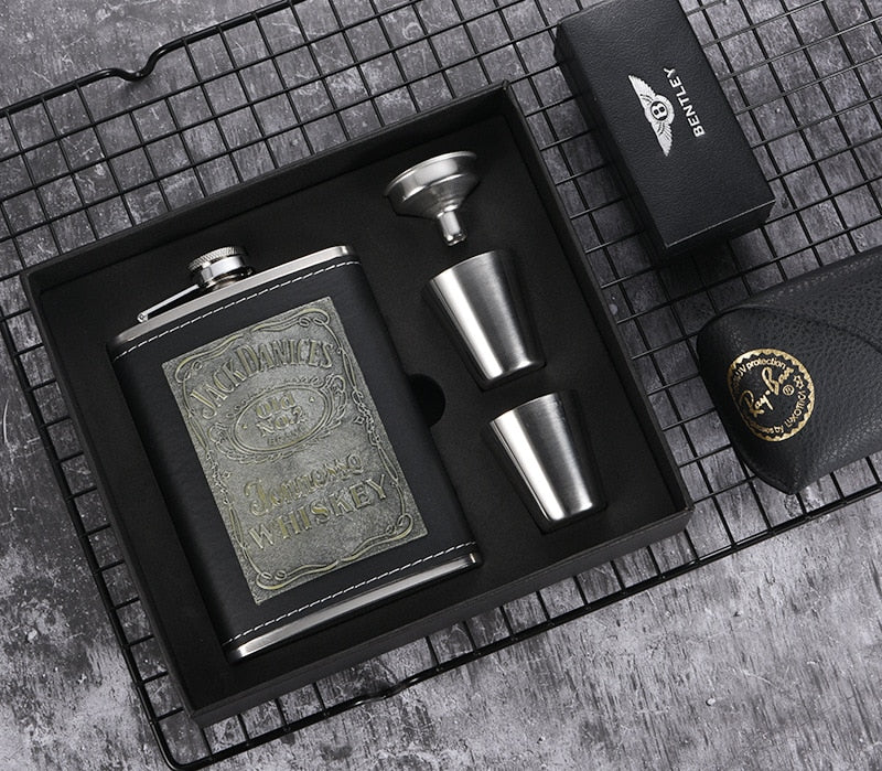 Norvo | 8oz Whisky Flaske laget av Rustfritt Stål Alkohol Trakt Hofteflaske Brodert Gull Silke Stoff Emballasje Gaveeske Sett