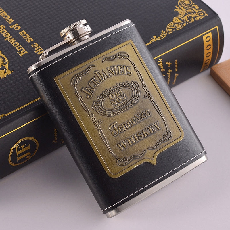 Norvo | 8oz Whisky Flaske laget av Rustfritt Stål Alkohol Trakt Hofteflaske Brodert Gull Silke Stoff Emballasje Gaveeske Sett