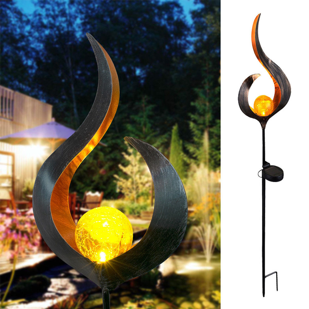 Norvo | Solhagen Lys laget av Metall – Vanntett LED Design i Måne, Flamme, Sol eller Stjerneform