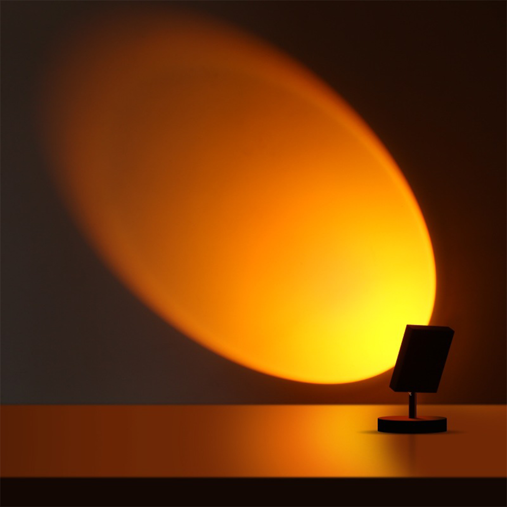 GlowBright - Vintage Bordlampe med Varm Glød