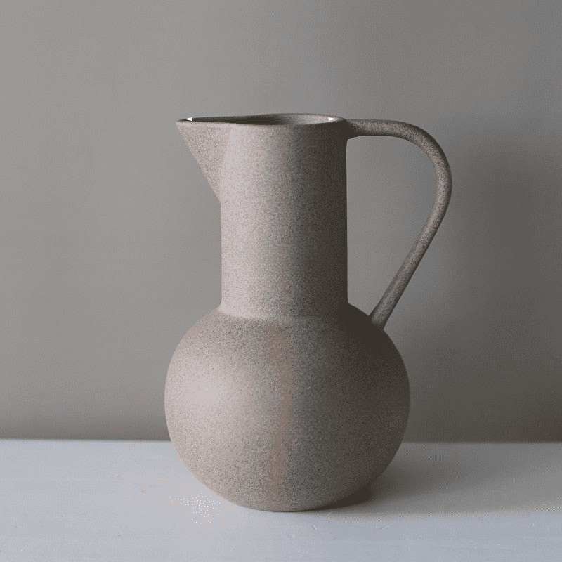 Stor terracotta vases | Timeless beauty and rustic elegance