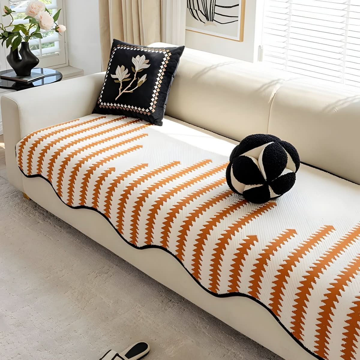 Norvo | Moderne Chenille Sofa Deksel med Stilig Beskyttelse