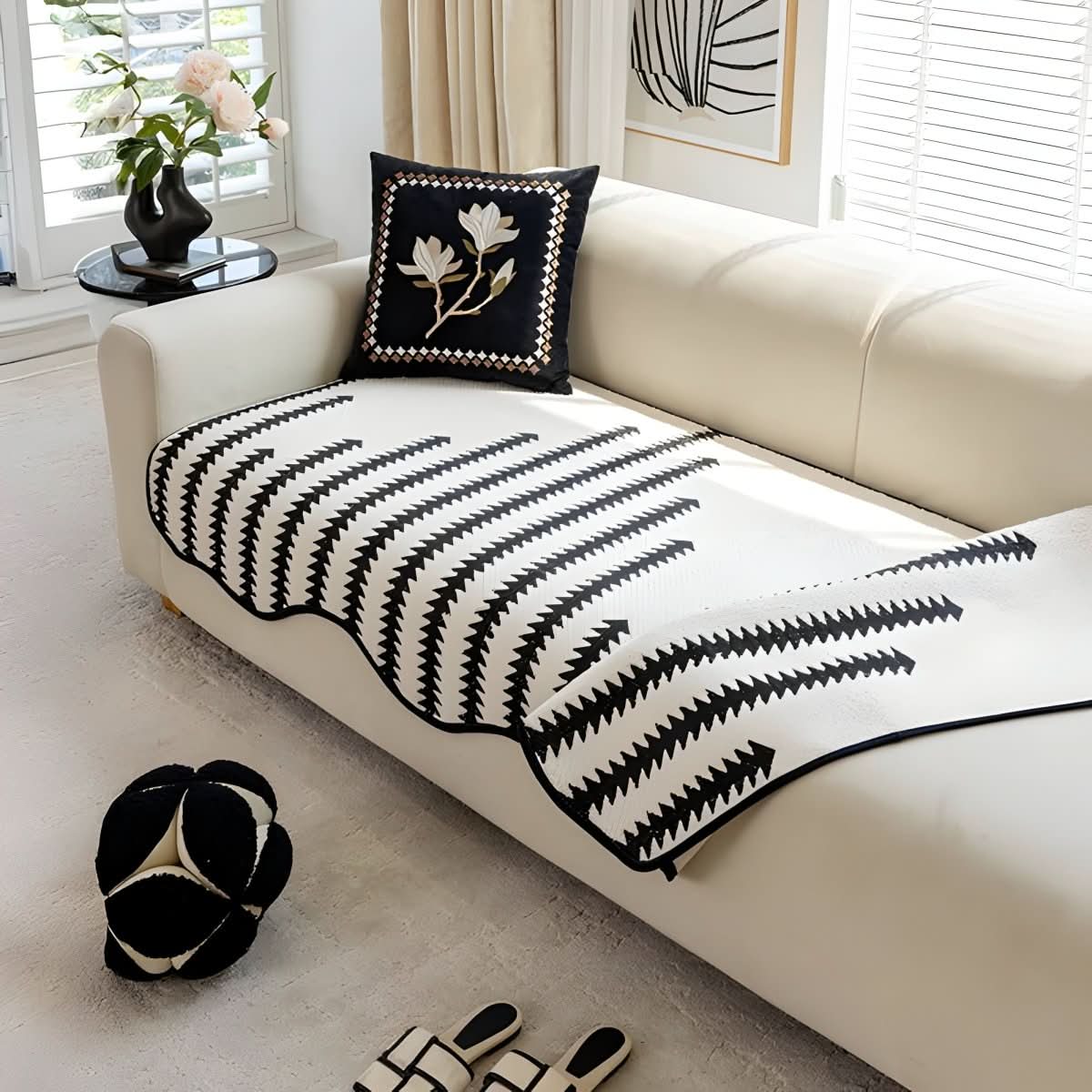 Norvo | Moderne Chenille Sofa Deksel med Stilig Beskyttelse