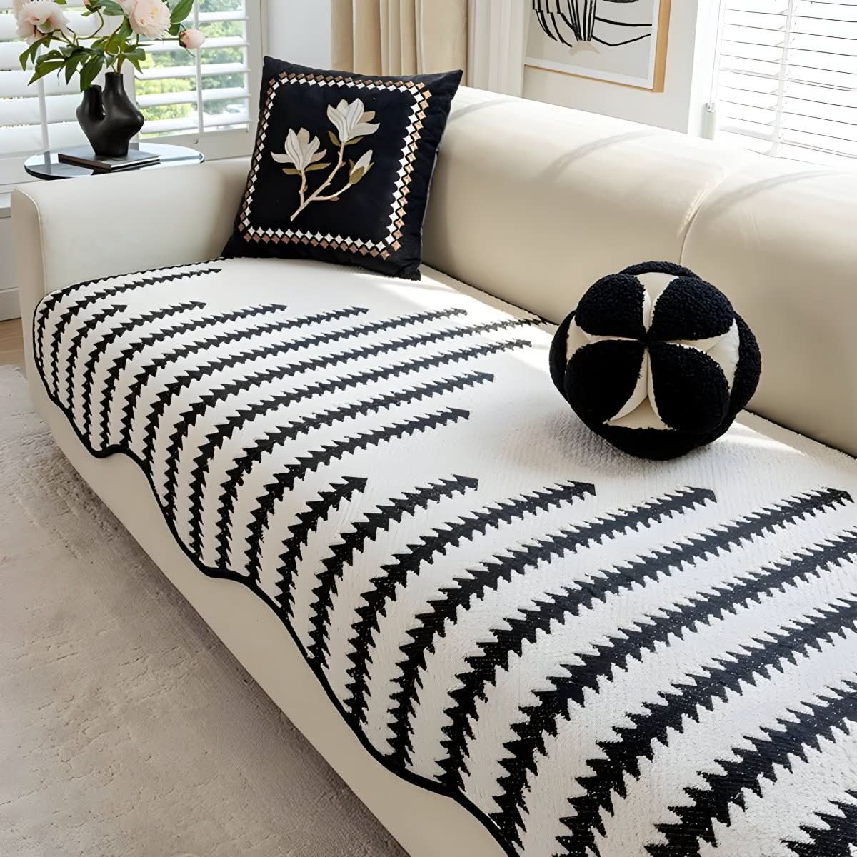 Norvo | Moderne Chenille Sofa Deksel med Stilig Beskyttelse