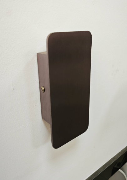 Norvo | Minimalistisk LED Vegglampe | Energisparende for Stuen