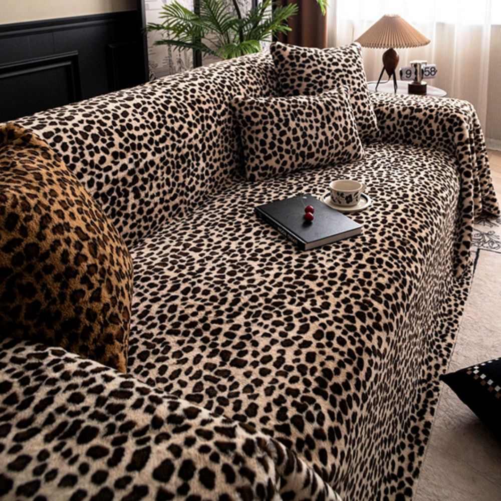 Norvo | Cozy Leopard Print Sofa Cover